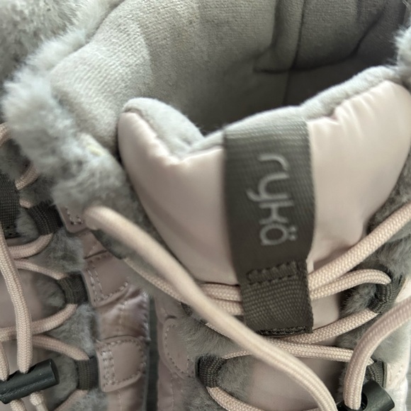 Ryka boots - Picture 2 of 11